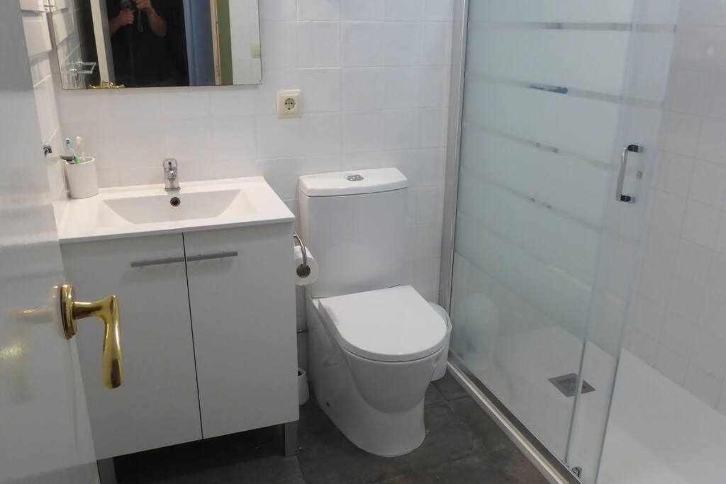 Apartamento Con Increibles Vistas Y Terraza Girona Eksteriør bilde